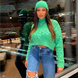 Zara KNIT SWEATER WITH PEARLS